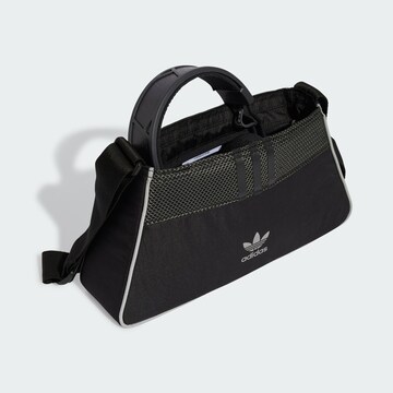 ADIDAS ORIGINALS Tasche 'Airliner' in Schwarz