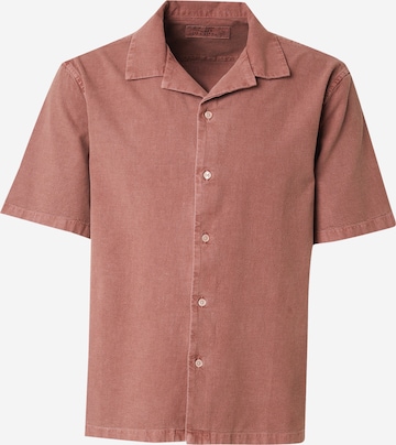 Coupe regular Chemise Abercrombie & Fitch en marron : devant