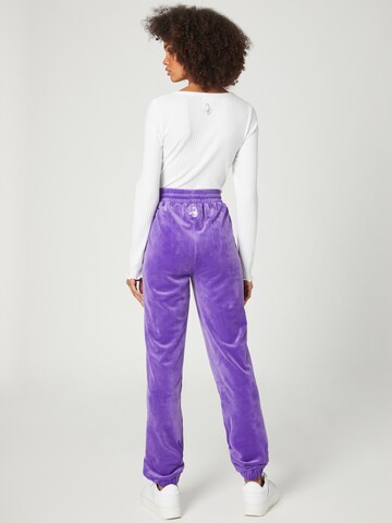 VIERVIER Tapered Trousers 'Rieke' in Purple