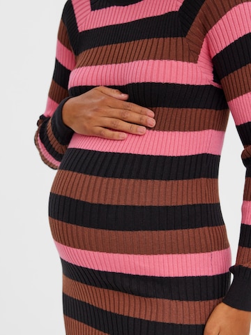 Vero Moda Maternity Gebreide jurk 'CLEO' in Zwart