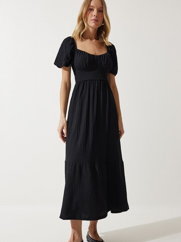 Robe Happiness İstanbul en noir : devant