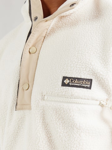 Pulovere sport 'Helvetia II' de la COLUMBIA pe alb