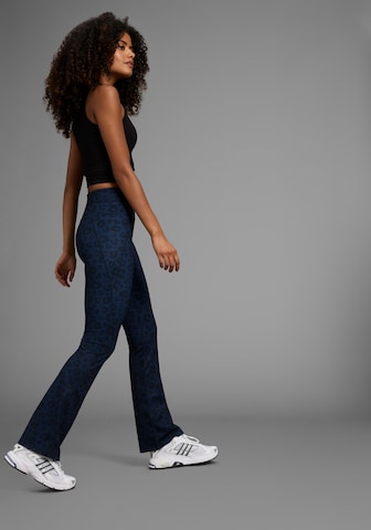 FAYN SPORTS Skinny Leggings in Blue