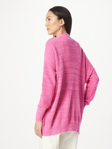 Geacă tricotată de la Cotton On pe roz