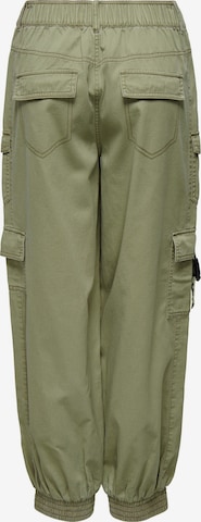 ONLY - Tapered Calças cargo 'Stine' em verde