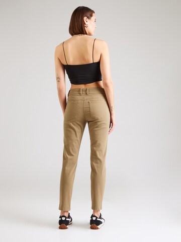 Slimfit Pantaloni di QS in marrone
