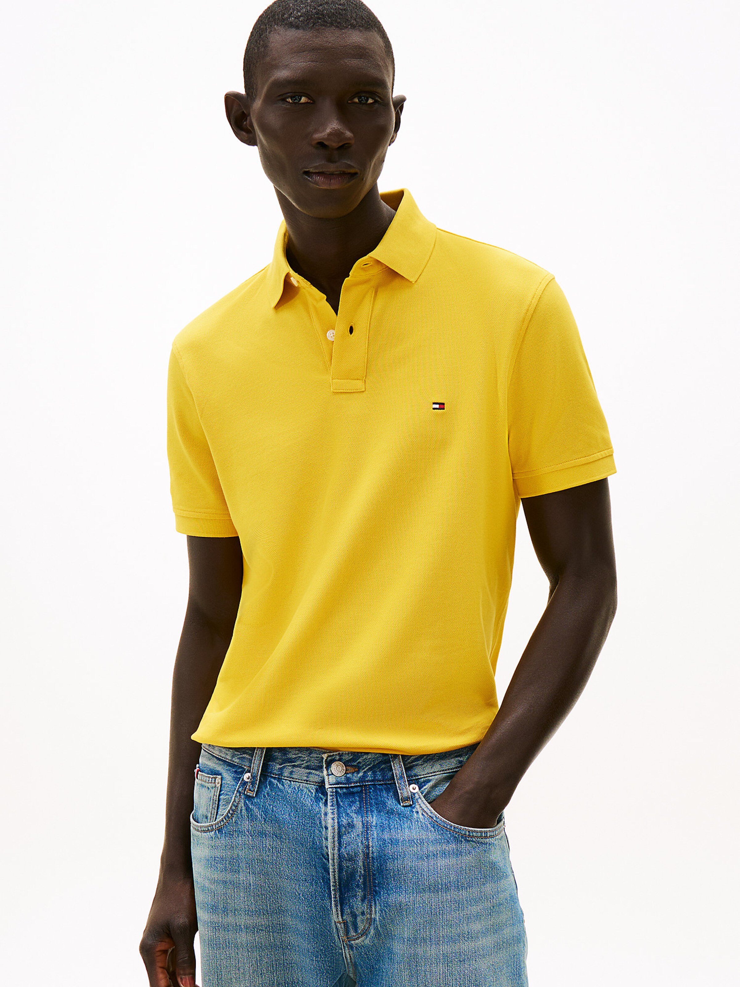 T-Shirt TOMMY HILFIGER en jaune : devant