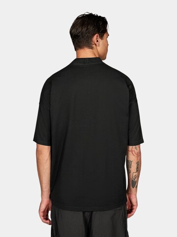 Maglietta 'Off Record T-Shirt - T17654' di Made By Society in nero