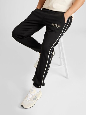 TOMMY HILFIGER - regular Pantalón en negro