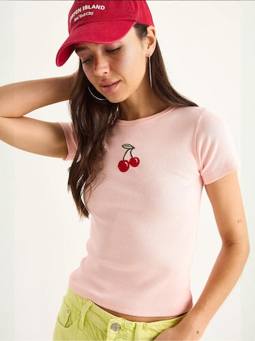 Bianco Lucci T-Shirt in Pink: Vorderseite