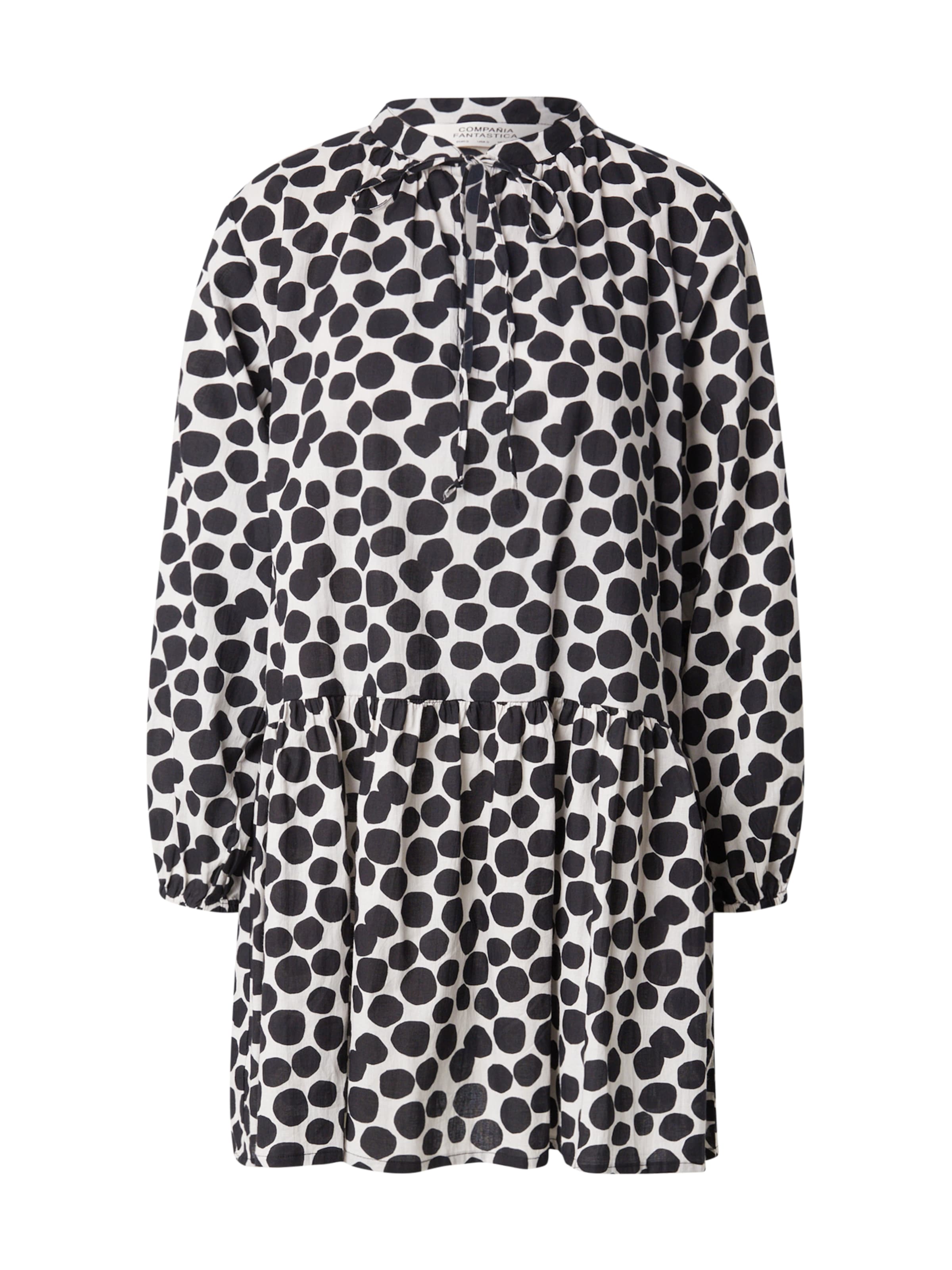 Compania Fantastica Dress in White: front