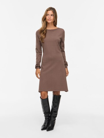 Robe VILA en marron : devant