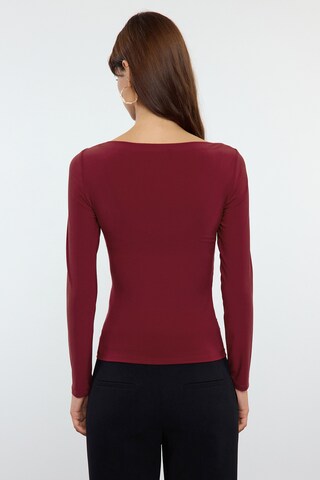 Trendyol Shirt in Rood