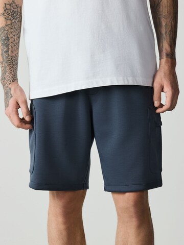 Next Regular Shorts in Blau: Vorderseite