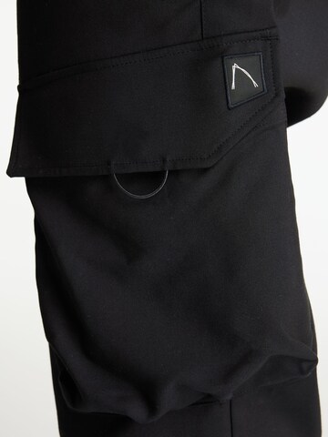 Regular Pantalon cargo 'Rift Flow' CHASIN' en noir