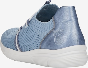 Scarpa slip-on di Rieker in blu