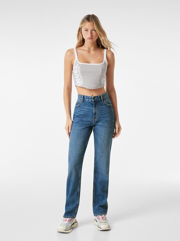 Regular Jeans de la Bershka pe albastru