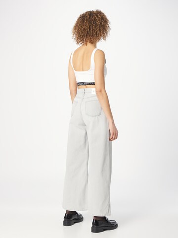 Wide Leg Jean Calvin Klein Jeans en blanc