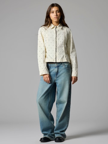 Veste mi-saison LMTD en blanc