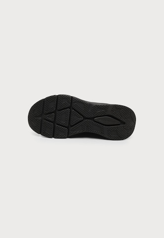 SKECHERS - Zapatillas deportivas bajas 'GO RUN TRAIL ALTITUDE 2.0' en negro