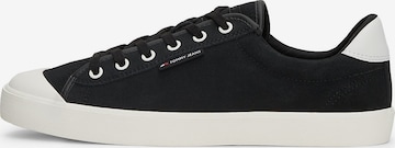 Tommy Jeans Sneakers in Black: front