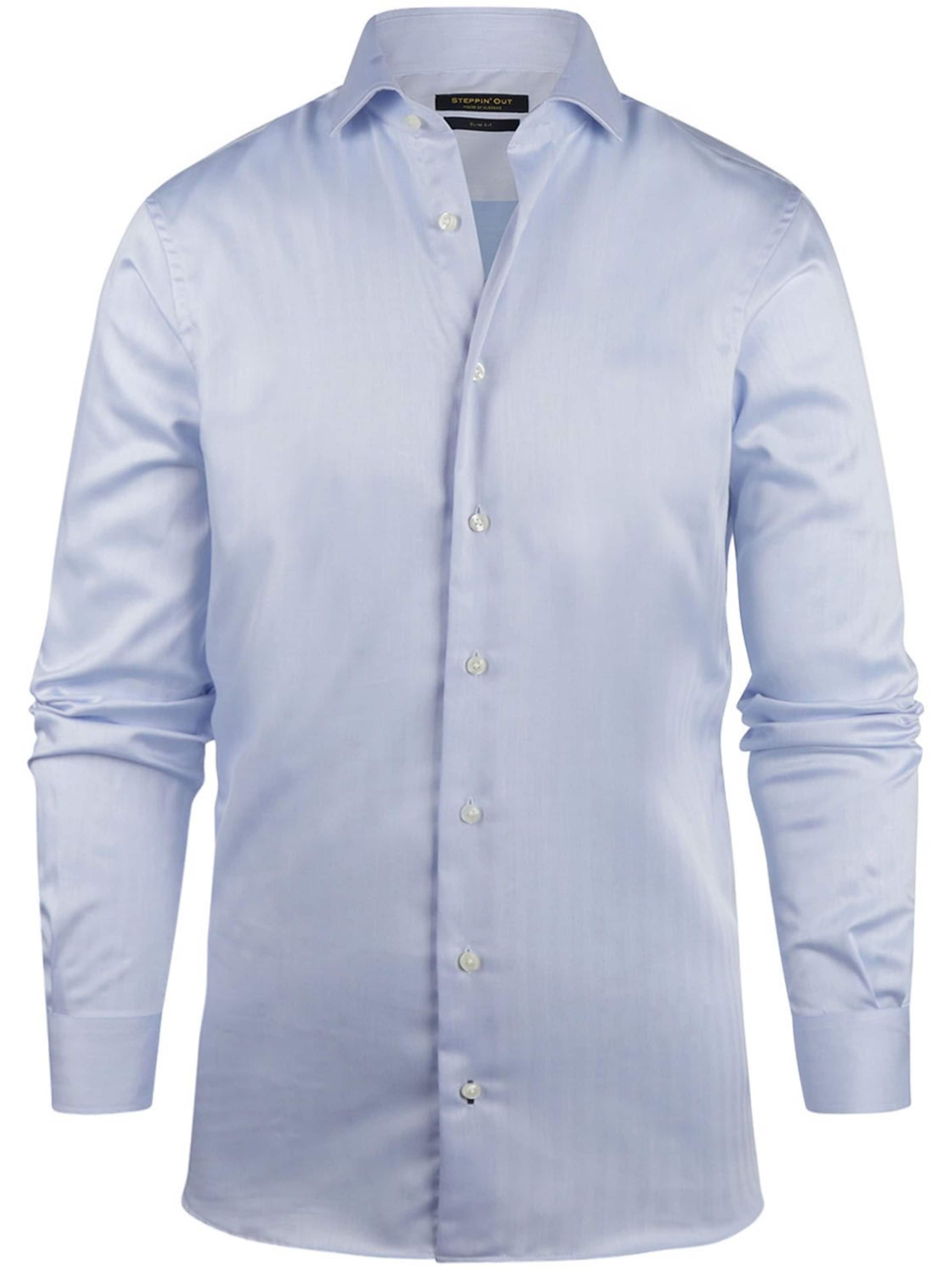 Steppin' out Slim fit Button Up Shirt in Blue: front