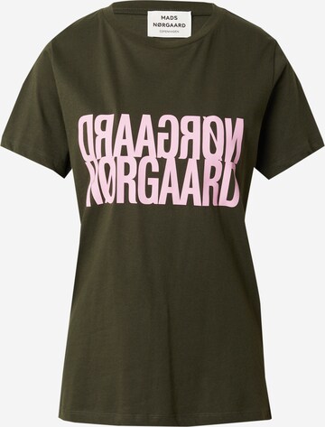 MADS NORGAARD COPENHAGEN T-shirt 'Trenda' i grön: framsida