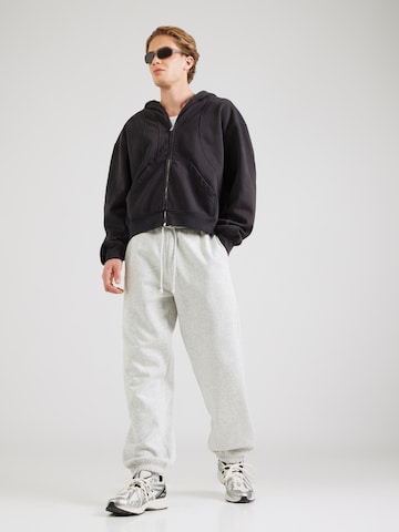 WEEKDAY Tapered Bukser 'Classic' i grå