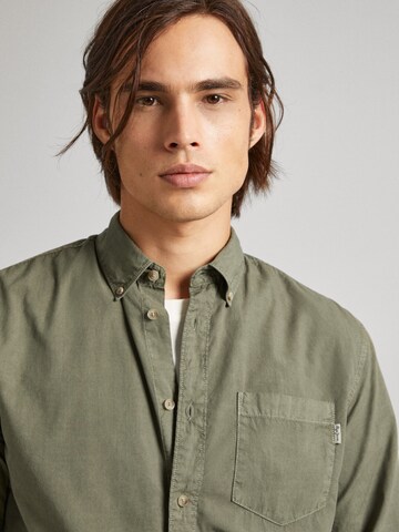 Pepe Jeans Regular fit Button Up Shirt 'Prince' in Green