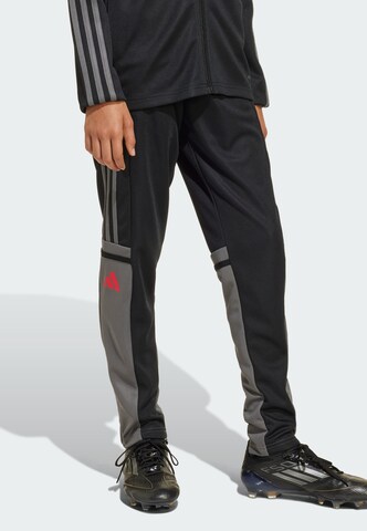 Slimfit Pantaloni sportivi 'Squadra 25' di ADIDAS PERFORMANCE in nero: frontale