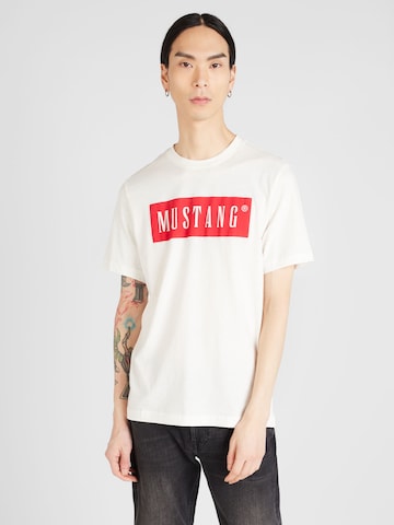 MUSTANG T-shirt 'Austin' i beige: framsida