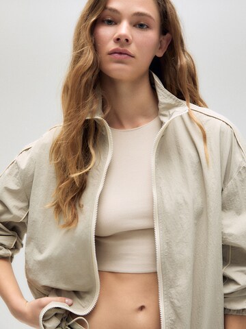 Pull&Bear Jacke in Beige