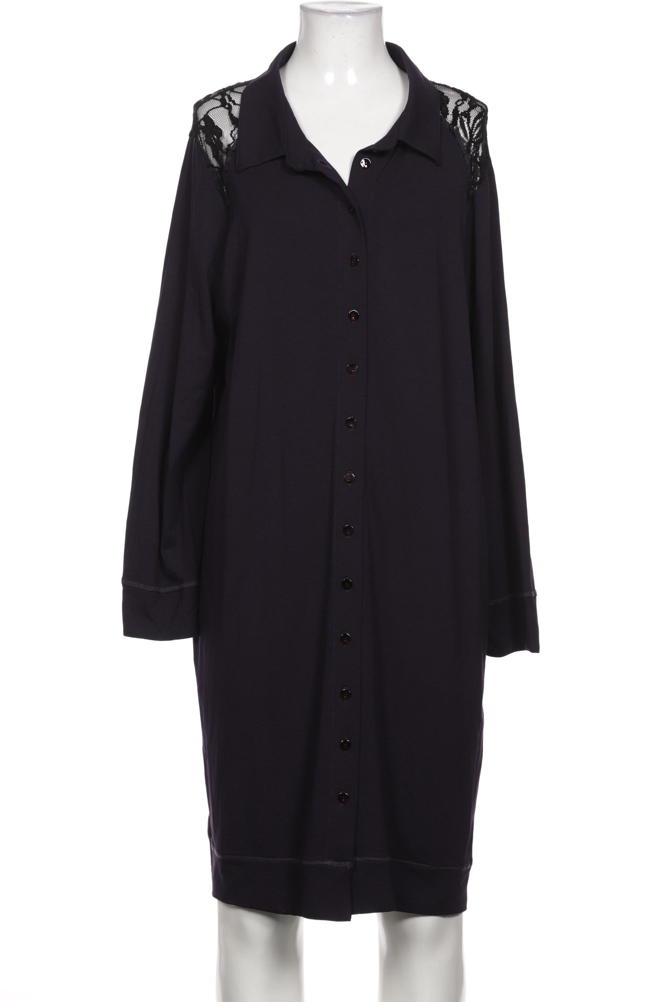 exelle Dress in S in Purple: front