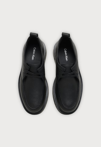 Calvin Klein Šnurovacie topánky 'COMBAT APRON' - Čierna