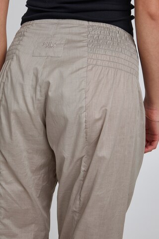 PULZ Jeans Tapered Trousers 'JILL' in Grey