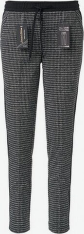 Anna Montana Regular Pants in Grey: front