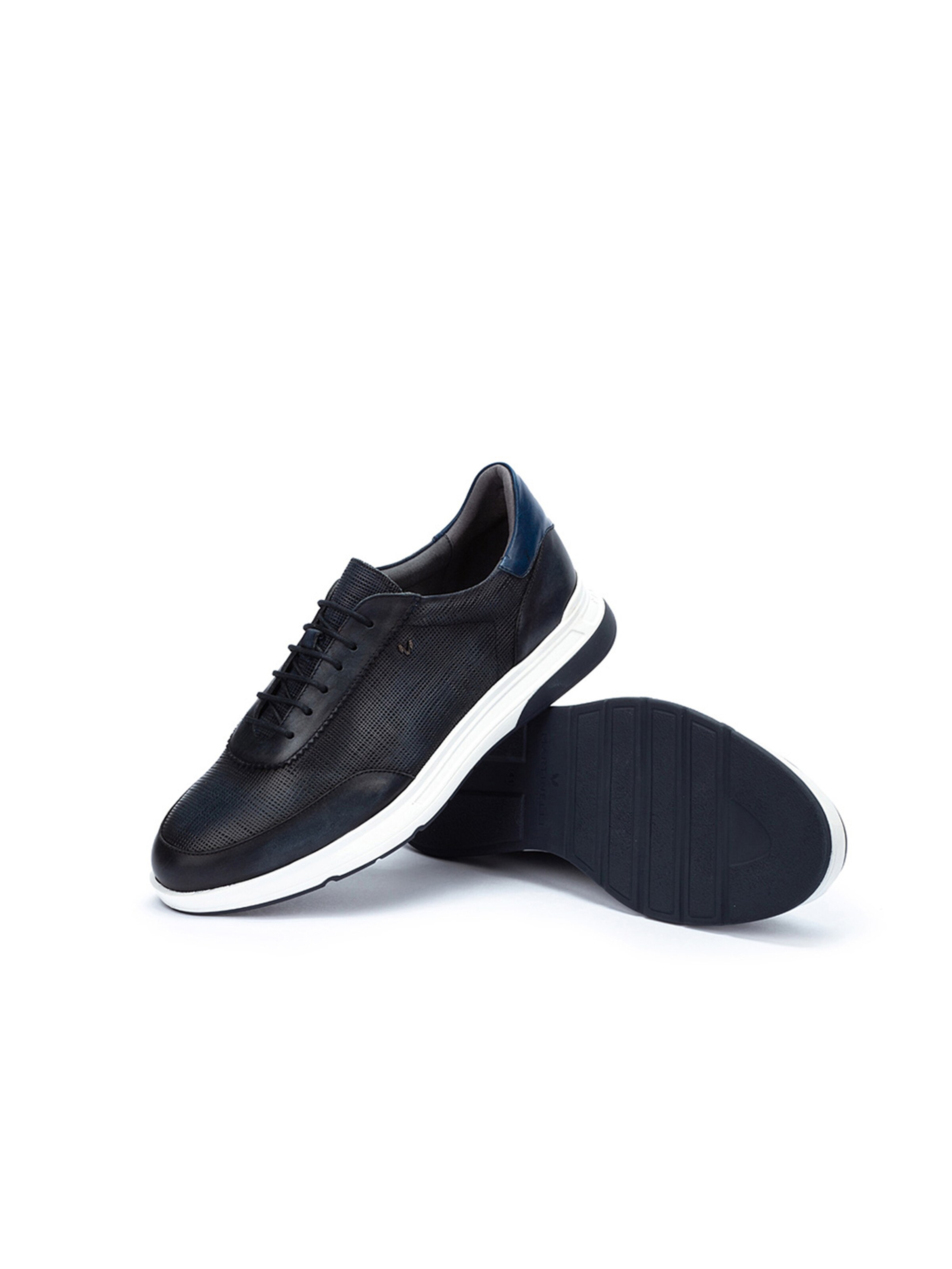 MartinelliNiske tenisice 'WALDEN' - crna boja