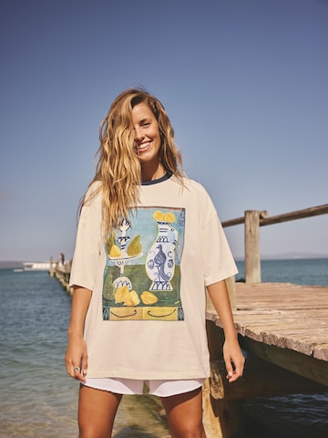 Next Тениска в жълто: отпред