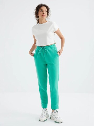 Effilé Pantalon Tommy Life en vert