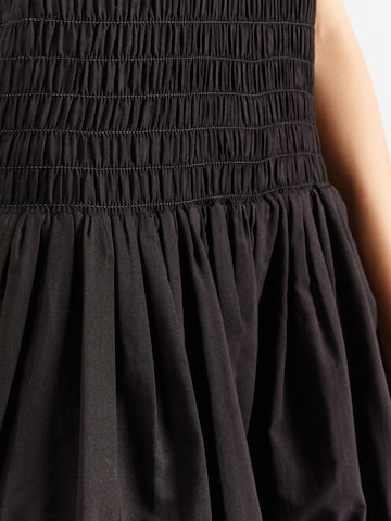 PIECESHaljina - crna boja