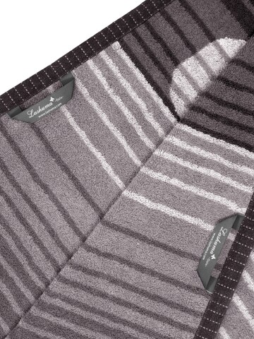 Lashuma Towel 'Oslo' in Grey