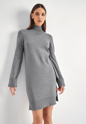 HECHTER PARIS Knitted dress in Grey: front