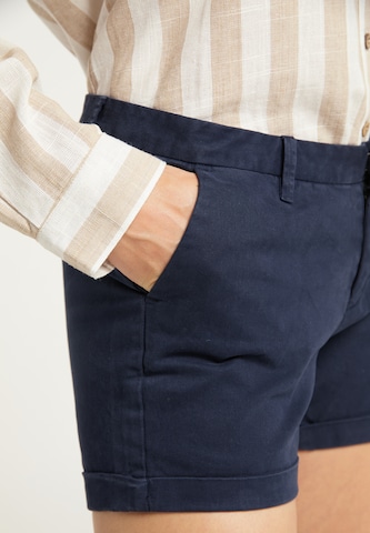 DreiMaster Vintage Slimfit Shorts in Blau