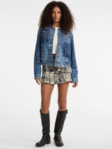 GUESS Between-Season Jacket in Blue