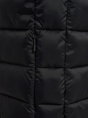 Hummel Sports vest in Black