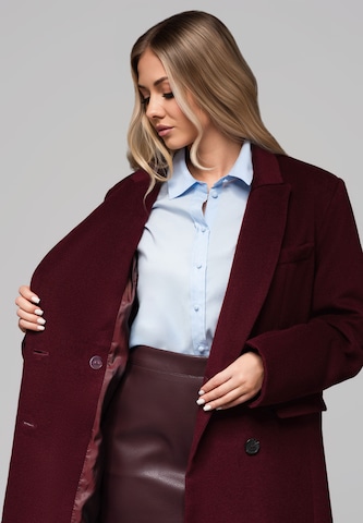 Ombre Between-seasons coat in Red