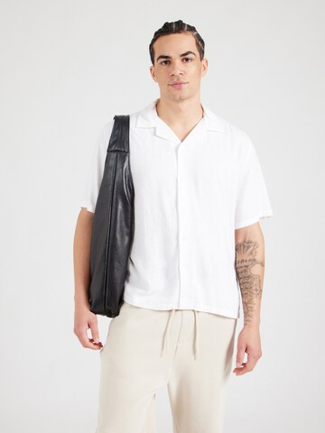 Abercrombie & Fitch Comfort fit Overhemd in Wit: voorkant