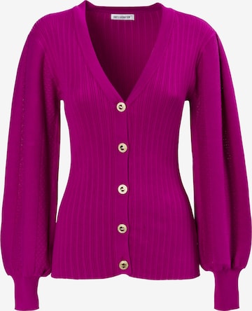 Geacă tricotată de la Influencer pe roz: față