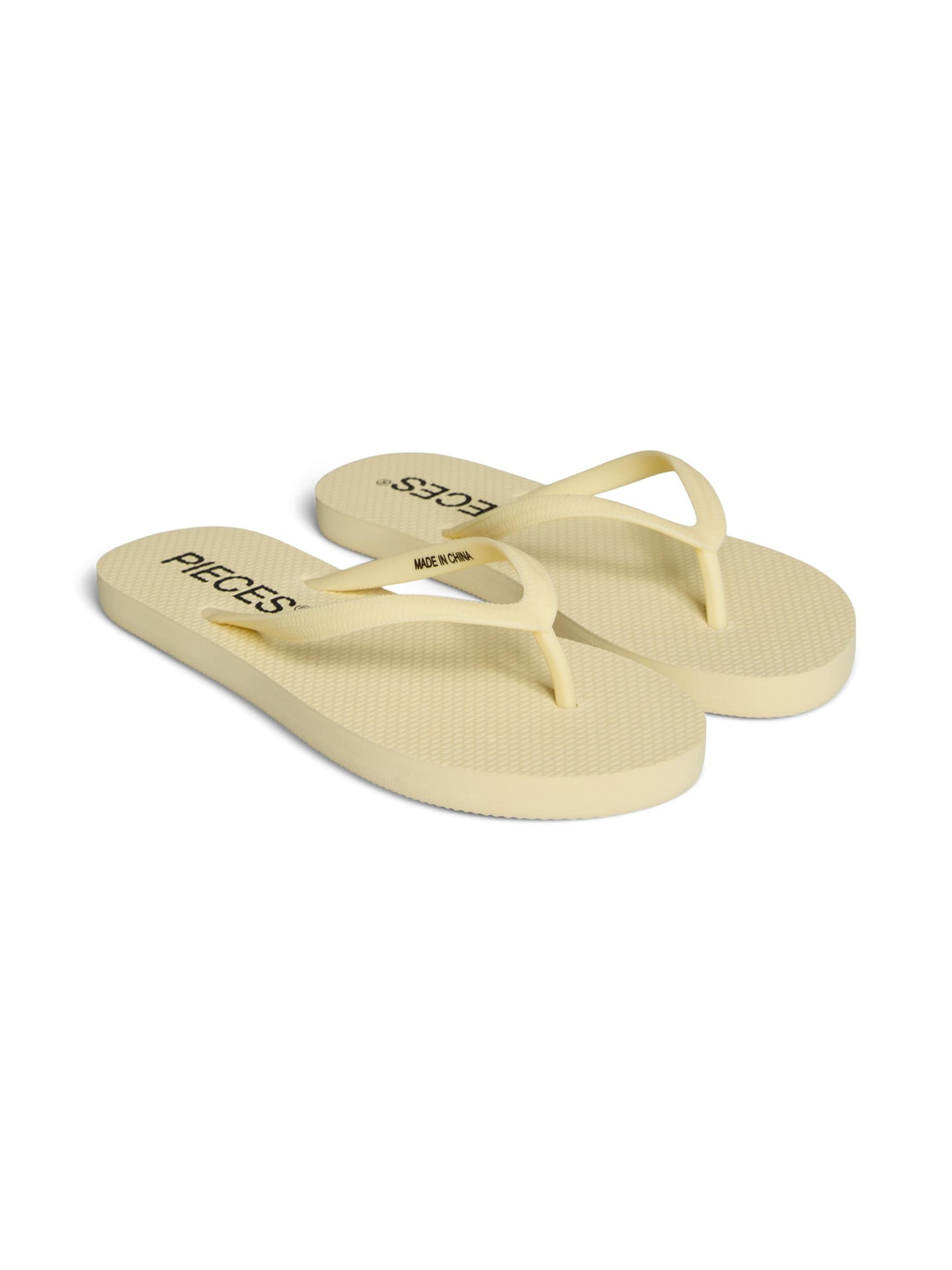 Tongs 'PCSummer' PIECES en beige