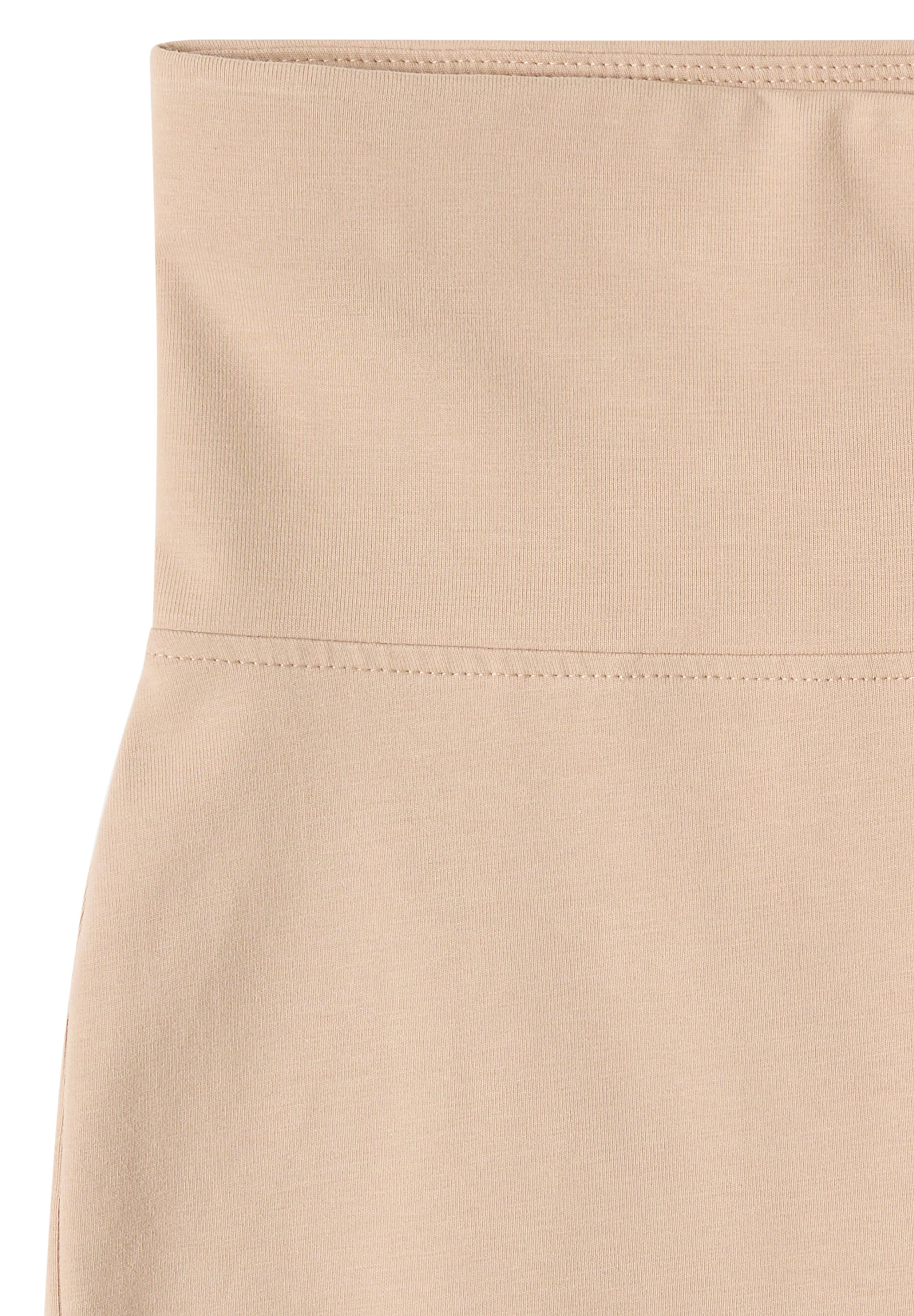 CECIL Skinny Shorts in Beige